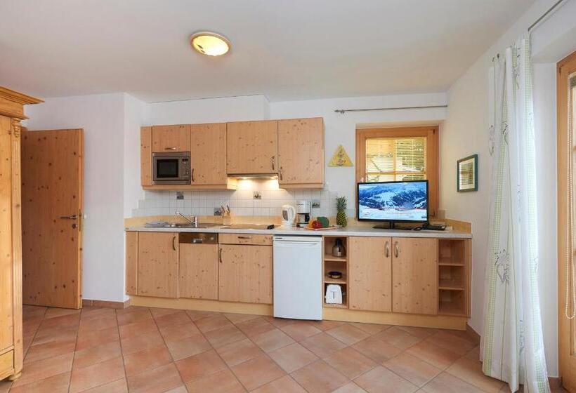 Апартаменты 2 Спальни с Террасой, Appartement Hotel Sonneck