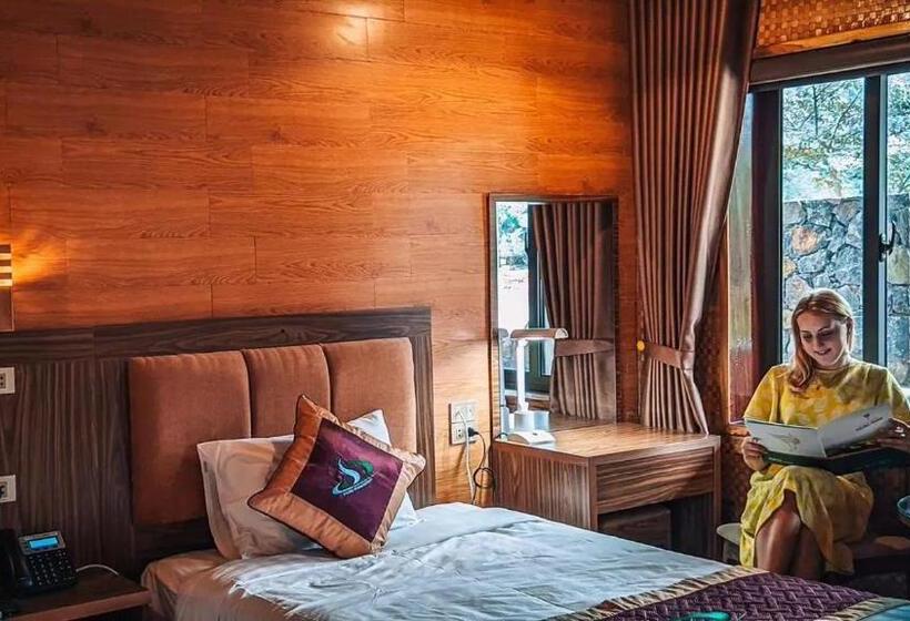 سوییت لوکس, Thung Nham Resort