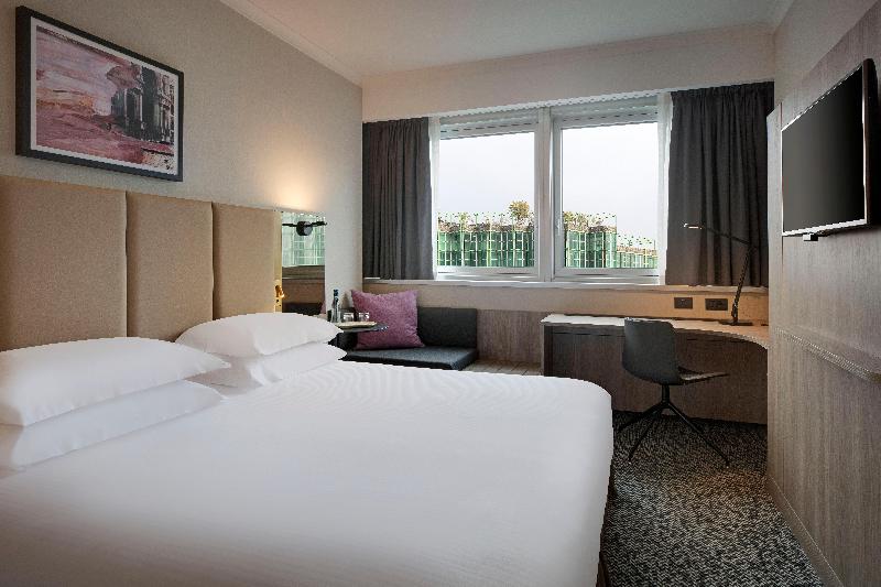 اتاق استاندارد با تخت بزرگ, Crowne Plaza Milan Linate, An Ihg