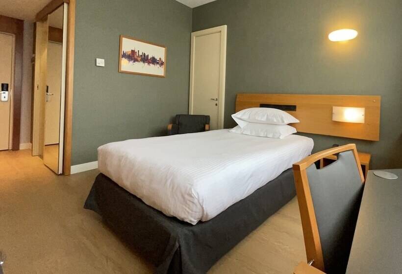 اتاق استاندارد, Crowne Plaza Milan Linate, An Ihg