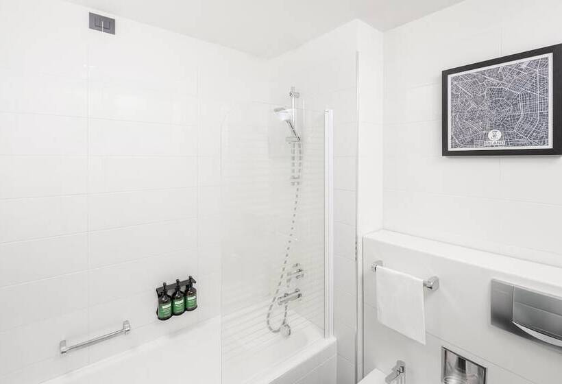 اتاق پرمیوم, Crowne Plaza Milan Linate, An Ihg