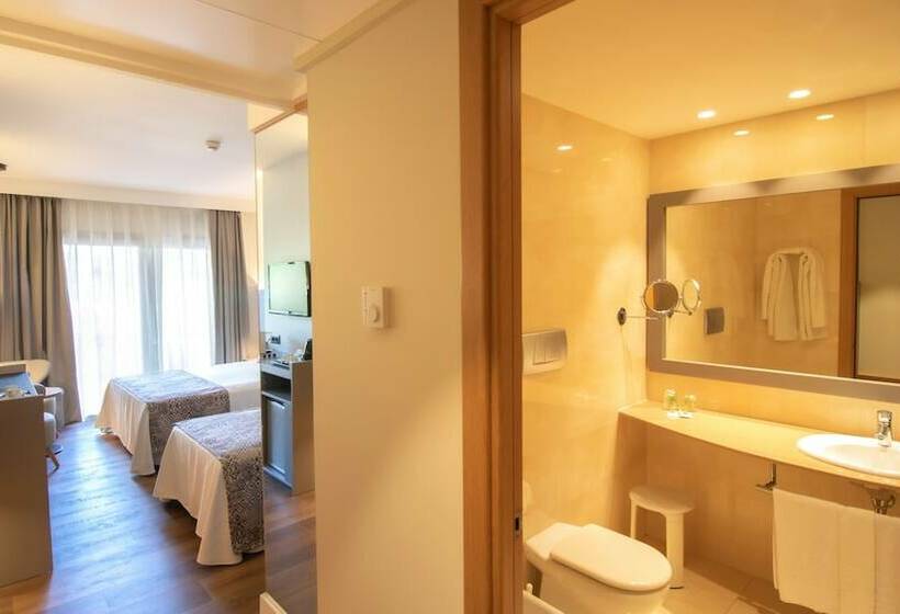 Номер Стандарт Трехместный, Golden Bahia De Tossa & Spa 4 Sup