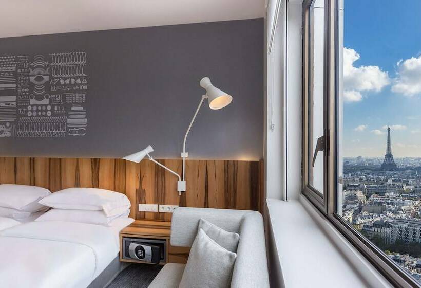 اتاق لوکس با چشم‌انداز, Hyatt Regency Paris Etoile