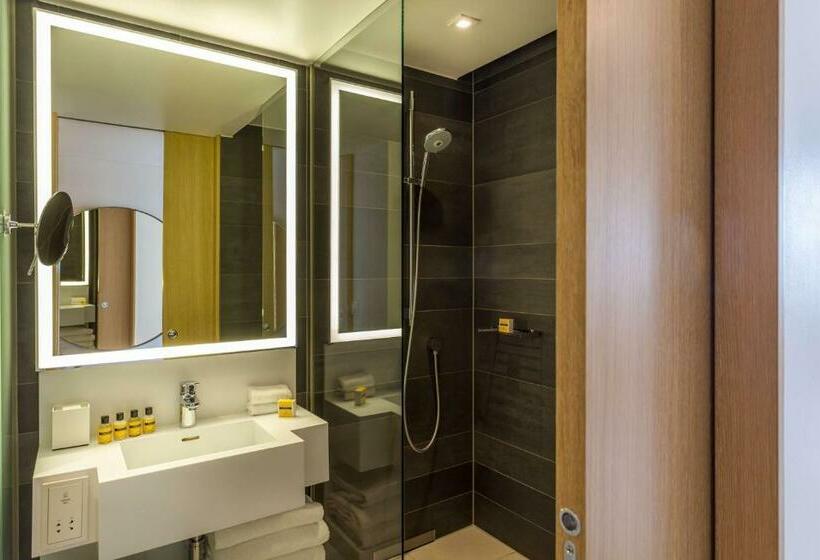 سوئیت با تخت بزرگ, Hyatt Regency Paris Etoile