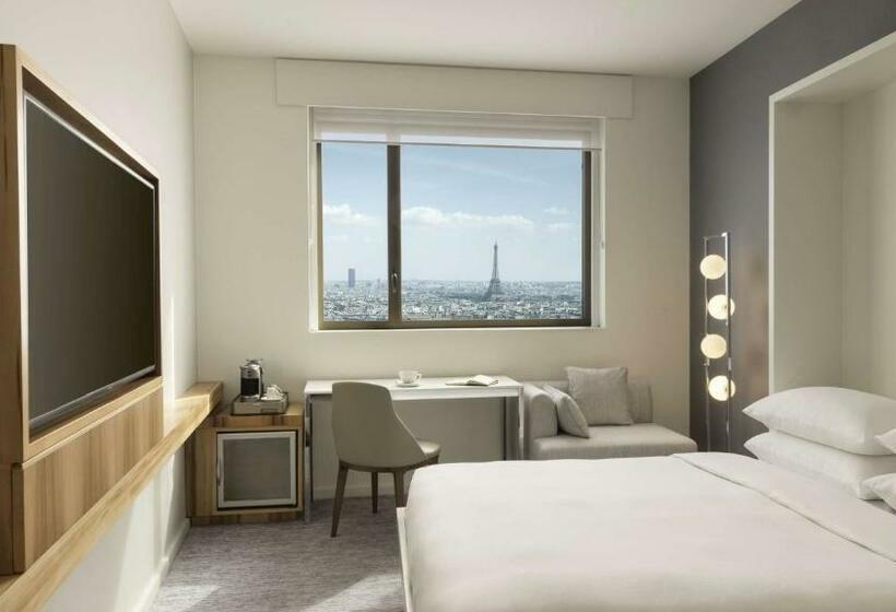 سوئیت با تخت بزرگ, Hyatt Regency Paris Etoile
