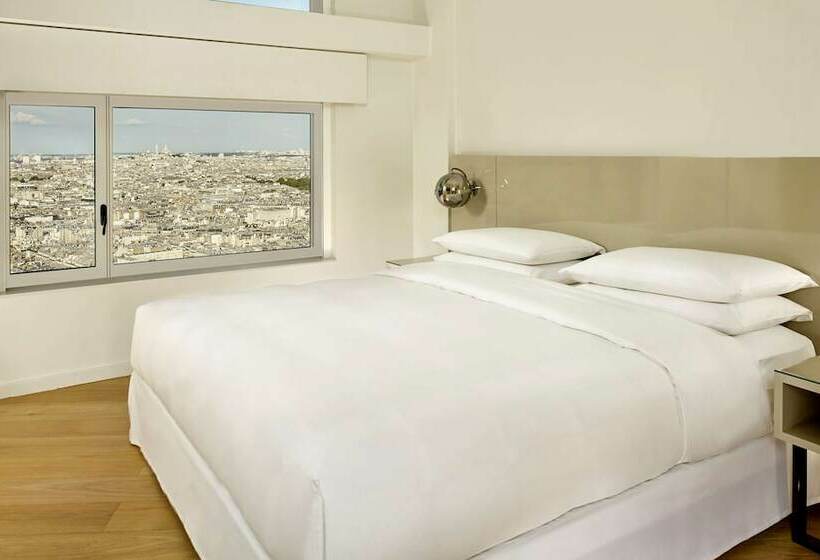 سوییت, Hyatt Regency Paris Etoile