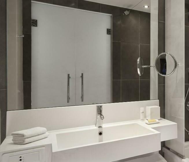 اتاق استاندارد با تخت بزرگ, Hyatt Regency Paris Etoile