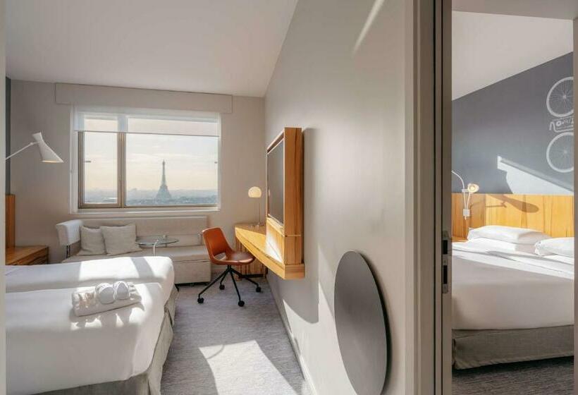اتاق خانوادگی, Hyatt Regency Paris Etoile