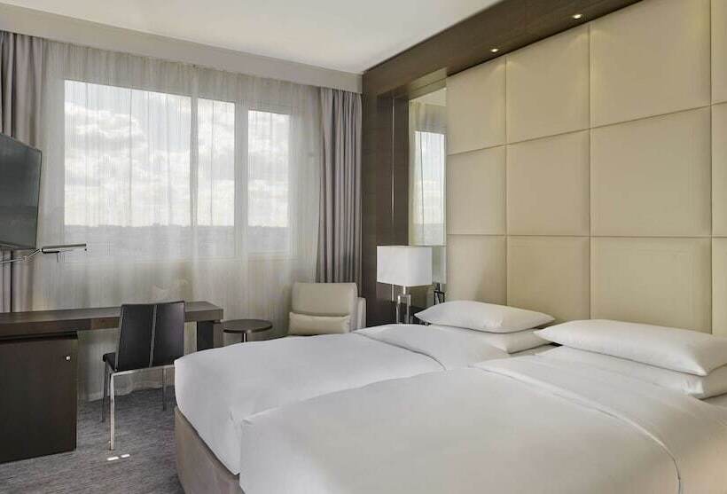 اتاق استاندارد, Hyatt Regency Paris Etoile