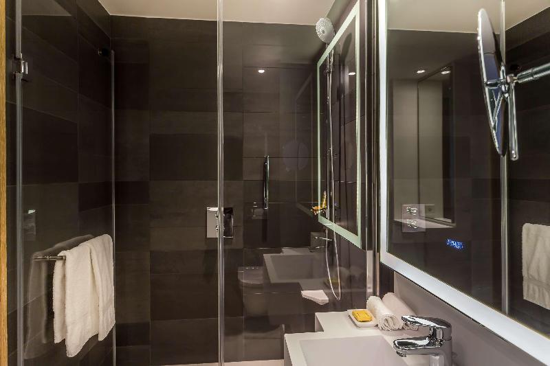 سوئیت با تخت بزرگ, Hyatt Regency Paris Etoile