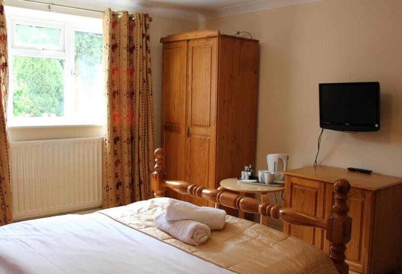 اتاق استاندارد یک نفره, Remarc Guest House