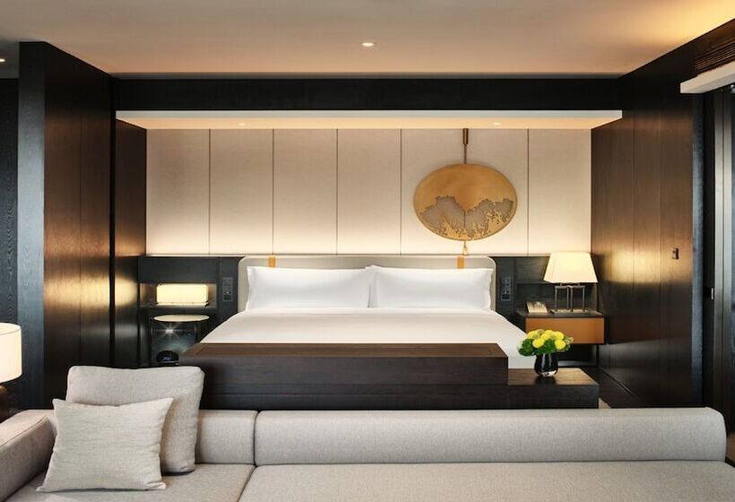 سوییت جونیور, Intercontinental Xi An North, An Ihg