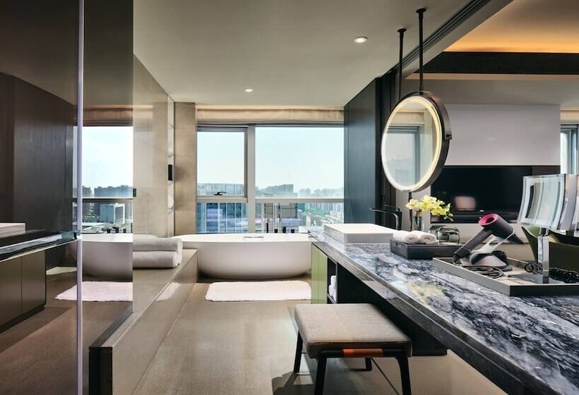 سوییت جونیور, Intercontinental Xi An North, An Ihg