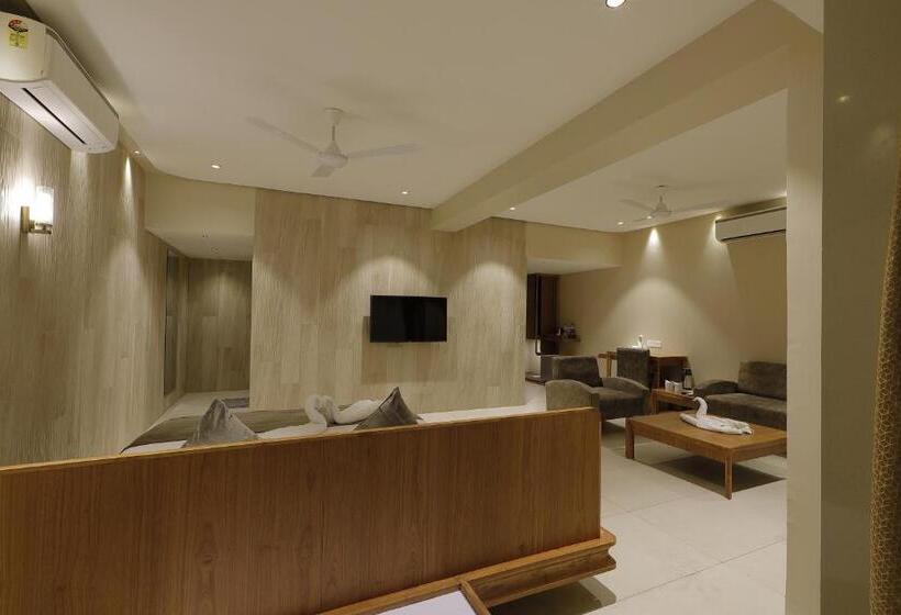 带大床的标准间, Artilla Inn