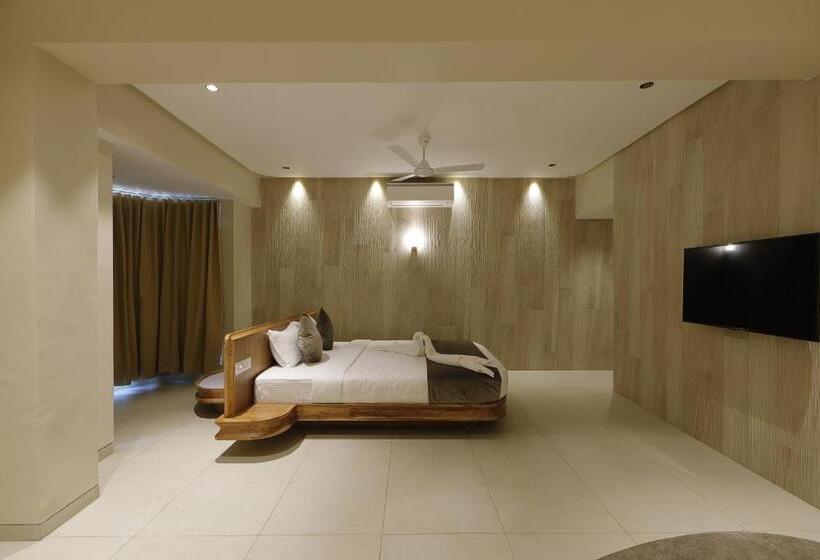 带大床的标准间, Artilla Inn