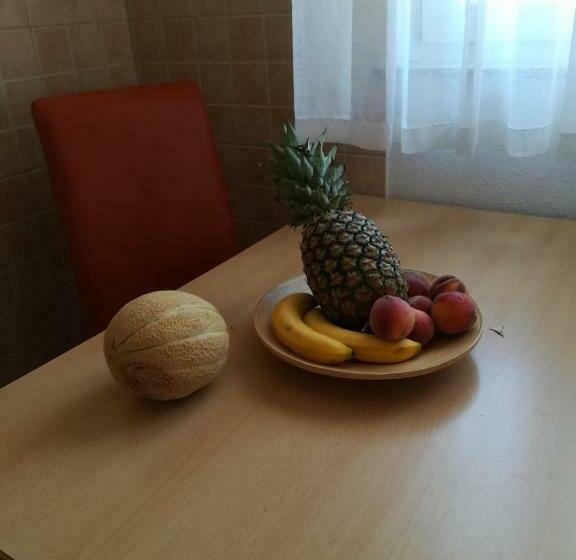 استودیو استاندارد با تخت کینگ, Apartman Mona