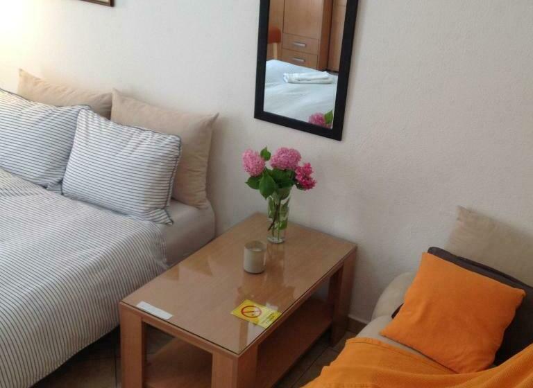 استودیو استاندارد با تخت کینگ, Apartman Mona
