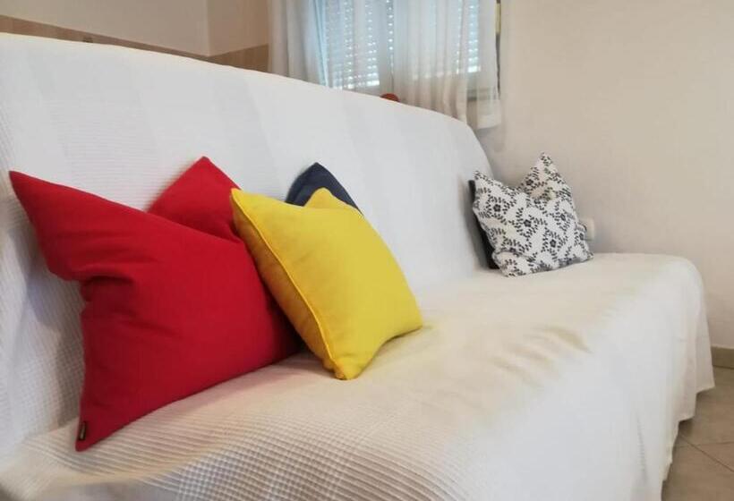 استودیو استاندارد با تخت کینگ, Apartman Mona