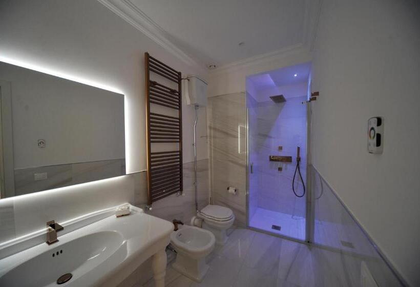 اتاق سوپریور با چشم‌انداز شهر, B&b Palazzo San Michele