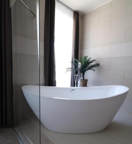 اتاق سوپریور, Baobab Suites