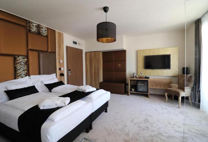 سوییت جونیور, Baobab Suites