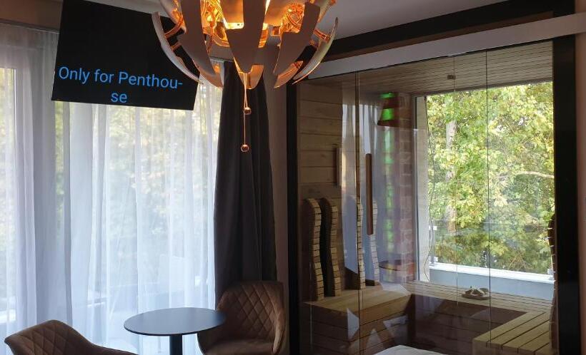 سوییت, Baobab Suites