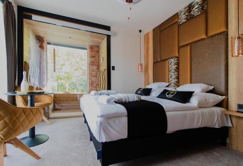 سوییت, Baobab Suites