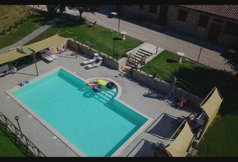 침실 2개 아파트, Agriturismo Il Falco