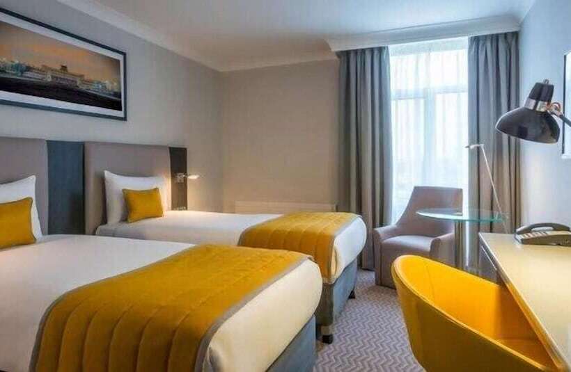 Номер Стандарт, Maldron Hotel, Newlands Cross