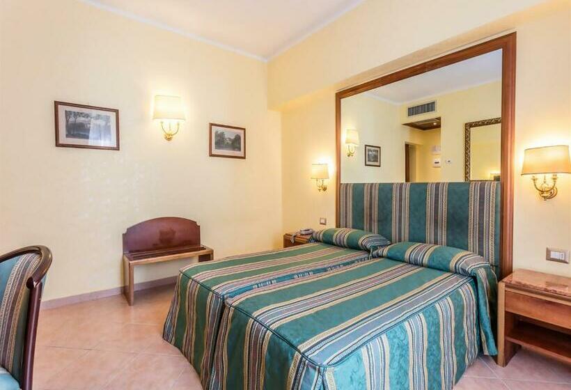 Номер Стандарт, Raeli Hotel Noto