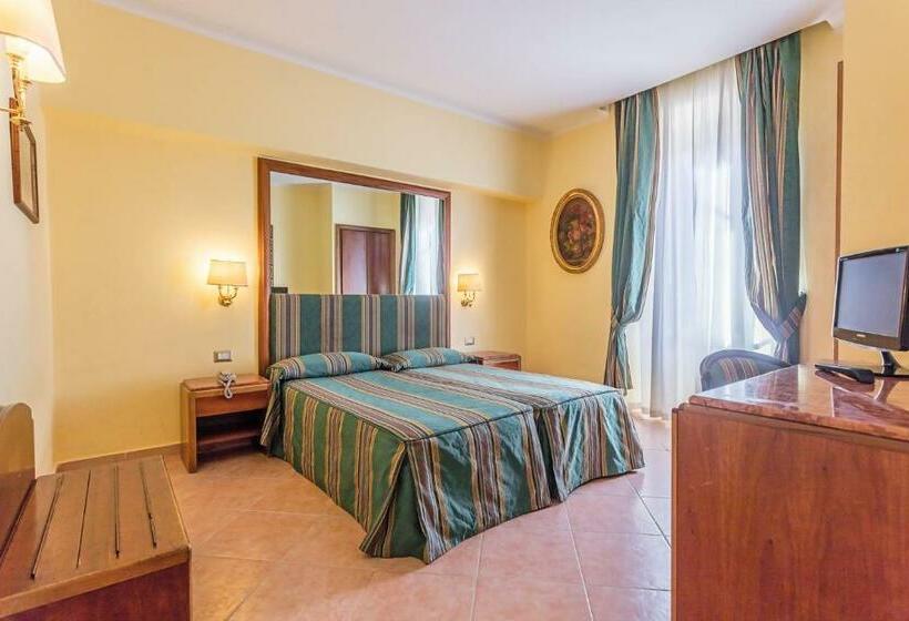 Номер Стандарт, Raeli Hotel Noto