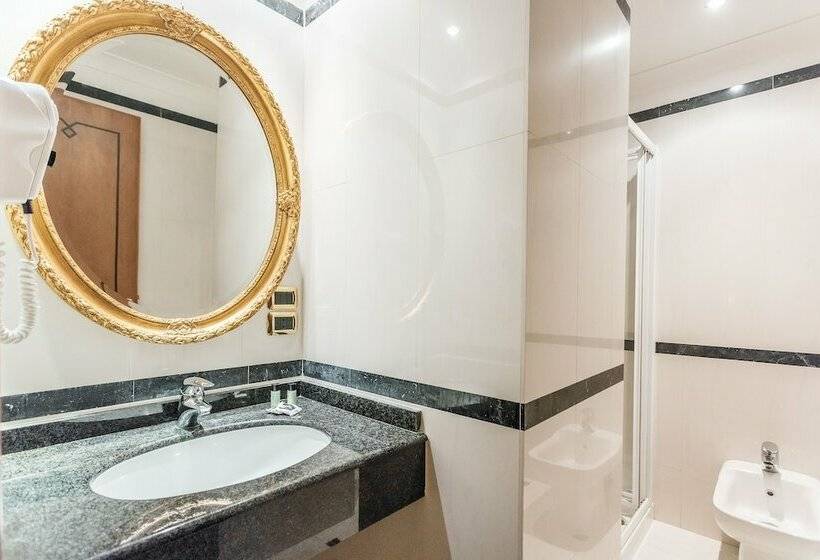 Номер Стандарт Трехместный, Raeli Hotel Noto