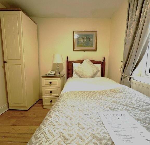 اتاق استاندارد یک نفره, Waterloo Lodge