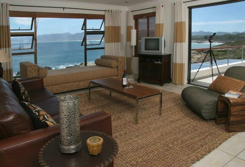 Пентхаус Люкс, Cliff Lodge
