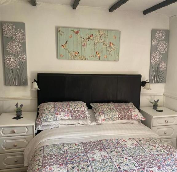 Трехместный Номер Комфорт, Craighlaw Arms Vintage B&b