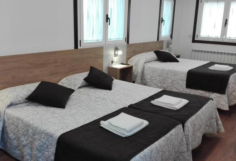 Четырехместный Номер Стандарт, Albergue Boente