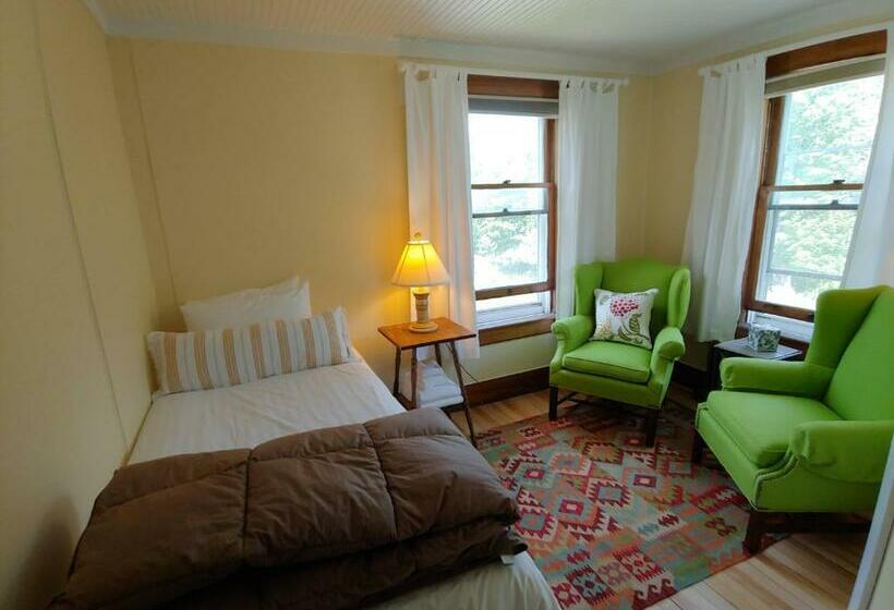 Люкс, Keene Valley Lodge
