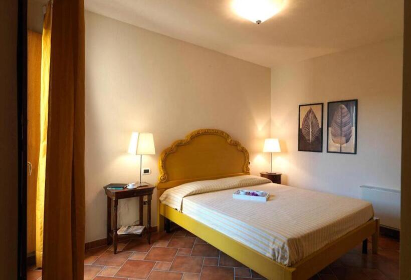 Апартаменты 2 Спальни, Le Corti Del Sole Residence