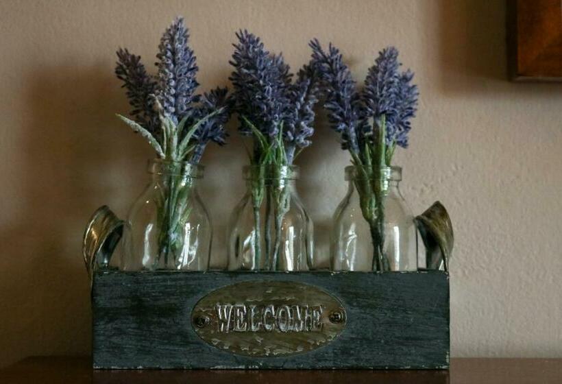 Номер Стандарт Индивидуальный, The Hollybush Inn And B&b