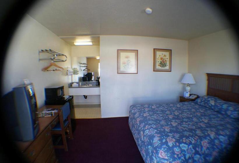 Стандартный Номер Кровать Кинг, Travelers Motel