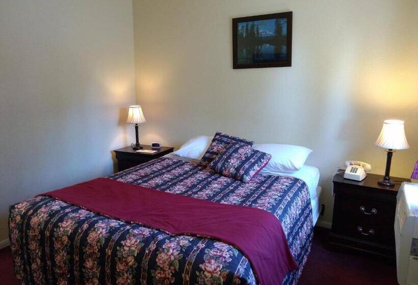 Номер Стандарт, Travelers Motel