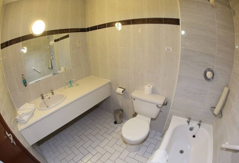 اتاق استاندارد, Auburn Lodge Hotel And Leisure Centre