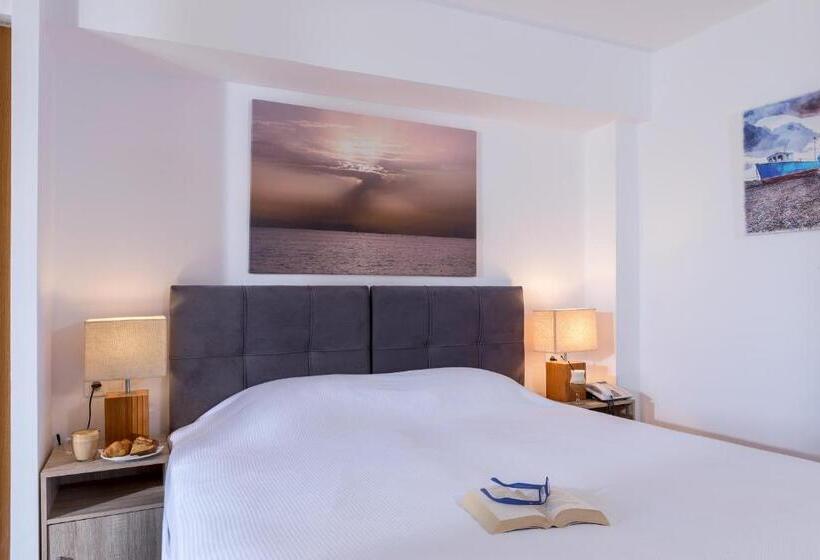اتاق استاندارد با چشم‌انداز باغ, Cape Kanapitsa Hotel & Suites