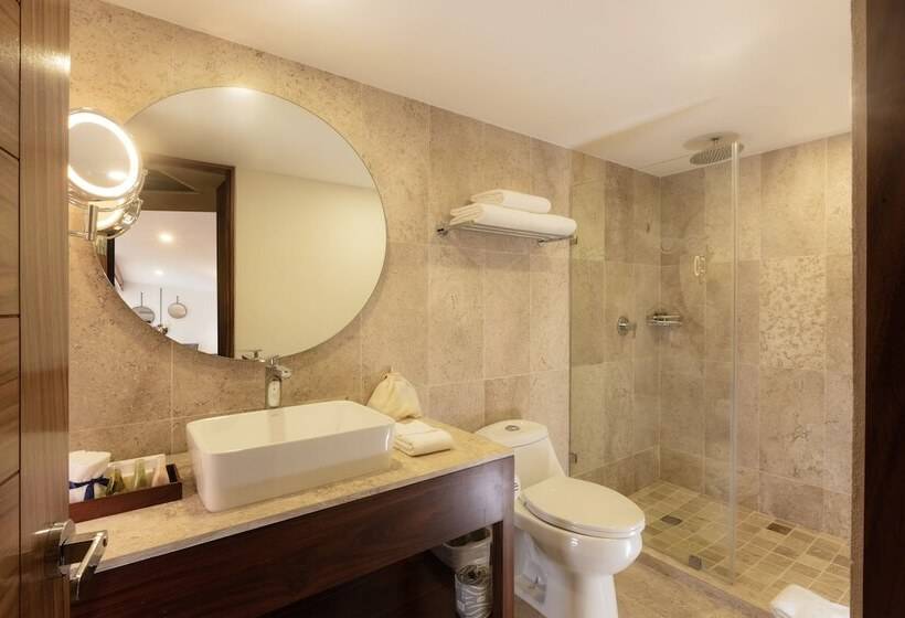 اتاق لوکس با چشم‌انداز دریا, Buenaventura Grand Hotel & Great Moments   All Inclusive