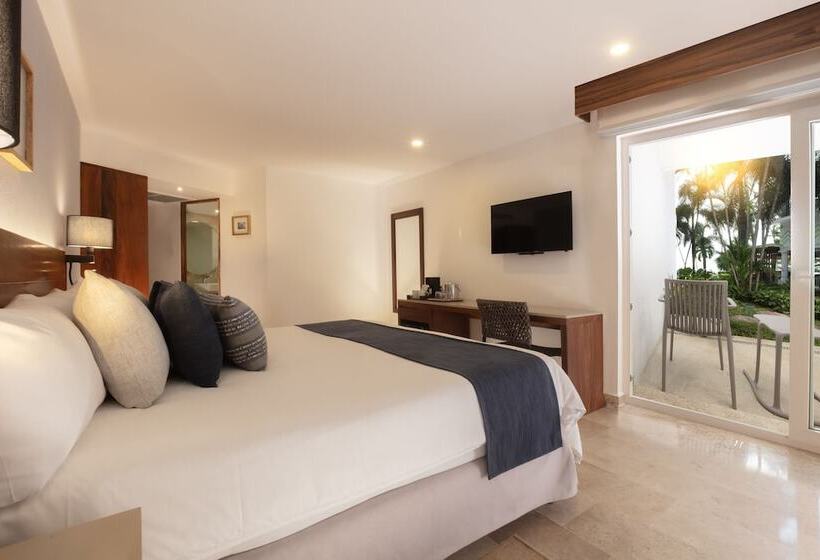 اتاق لوکس با تخت بزرگ, Buenaventura Grand Hotel & Great Moments   All Inclusive