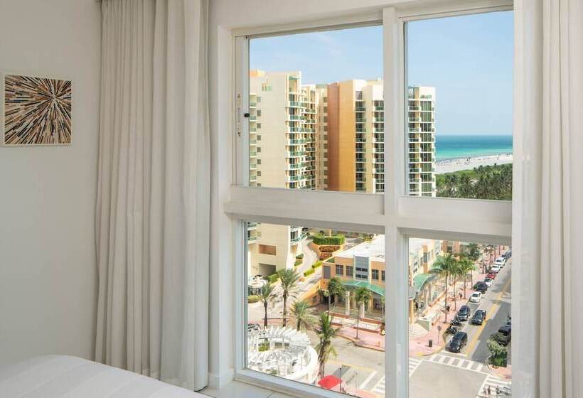 带双人床的标准工作室, Royal Palm South Beach Miami, A Tribute Portfolio Resort