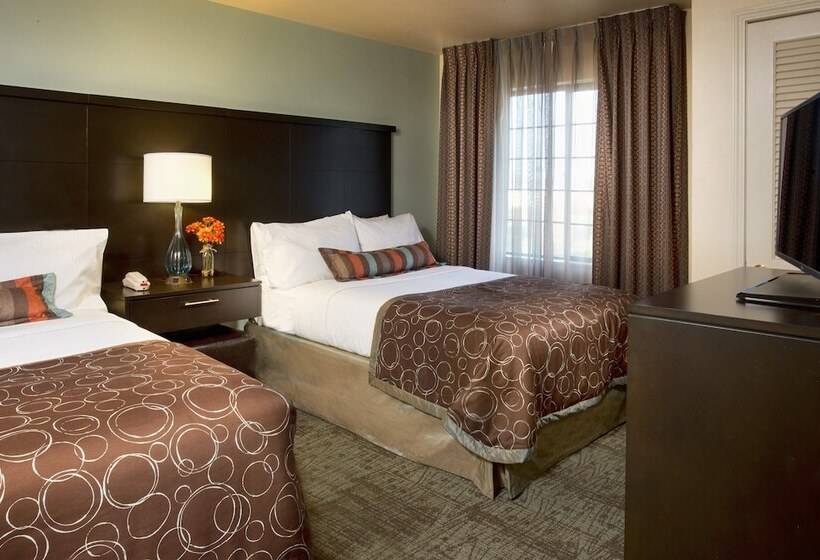 Люкс, Staybridge Suites Myrtle Beach Fantasy Harbour, An Ihg