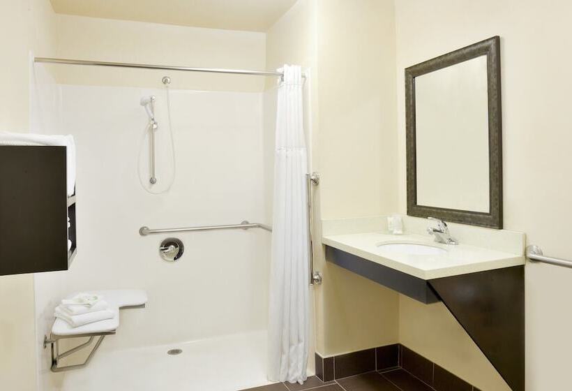 Люкс Адаптированный для Инвалидов, Staybridge Suites Myrtle Beach Fantasy Harbour, An Ihg