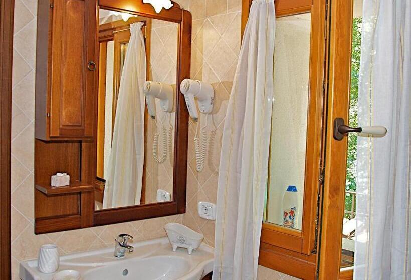 Номер Стандарт Трехместный, B&b L'ariosa Lago D'idro