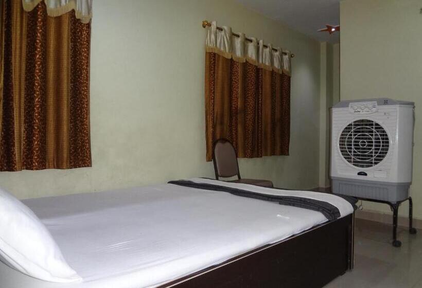 Номер Economy, Parvati Palace Sehore